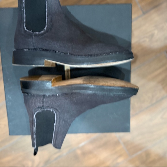 Season 6 Black and Tan Bag - Picture 11 of 12